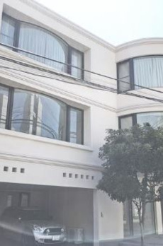 Listia Nakameguro Building 