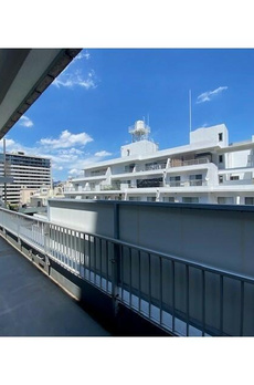 湯島三組坂ビル 