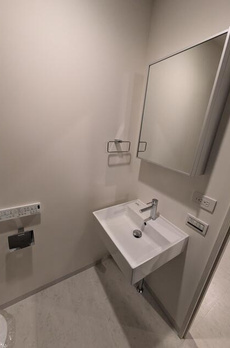 Ｊ１６１９ 