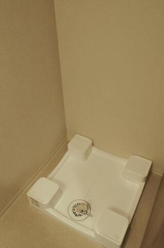 ワンルーフレジデンス上野御徒町 