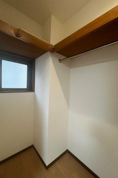 ３ｒｄ　Ｒｅｓｉｄｅｎｃｅ 