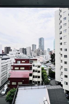 アパートメンツ三田 