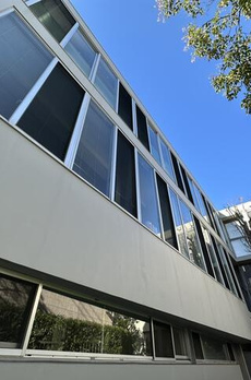 ａ　ｐｌａｃｅ　ｂｙ　Ｗｉｎｅ　Ａｐａｒｔｍｅｎｔ 
