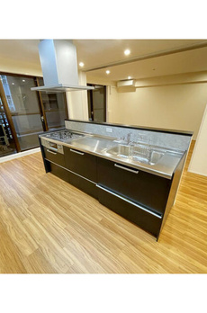 虎ノ門ガーデン 