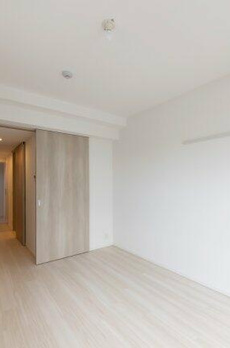 ＲＥＳＩＤＥＮＣＥ　ＫＯＥＮＪＩ 
