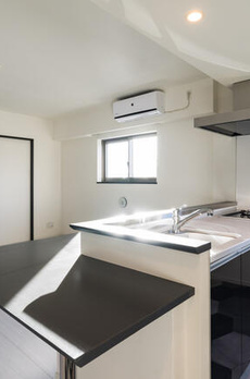Ｂ　ＣＩＴＹ　ＡＲＴ　ＲＥＳＩＤＥＮＣＥ　ＫＩＴＡＺＡＷＡ 