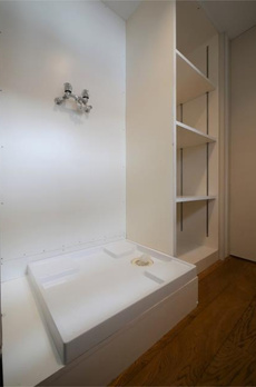 秀和狸穴レジデンス 