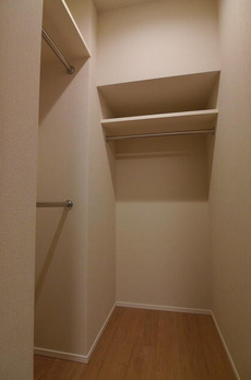コンフォリア滝野川 