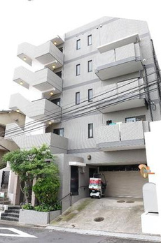 コロニァ・ハウス 