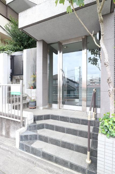 コロニァ・ハウス 