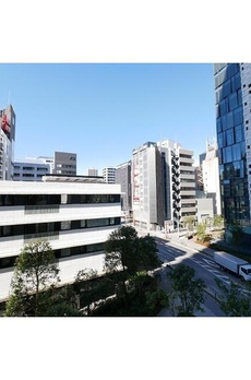 コンフォリア新宿イーストサイドタワー 