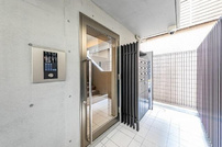 ウェルスクエアイズム西新宿