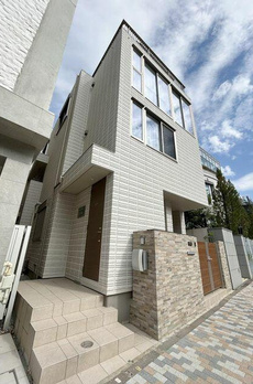Ｍａｉｓｏｎ　日向坂 