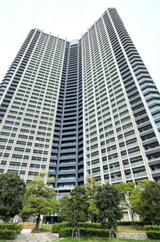 ＳＫＹＺ　ＴＯＷＥＲ＆ＧＡＲＤＥＮ 