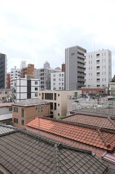 コロニァ・ハウス 