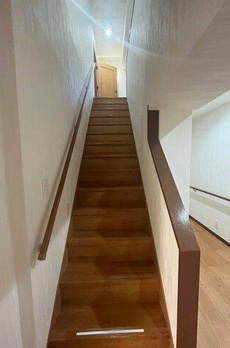 部屋番号：１－２階 