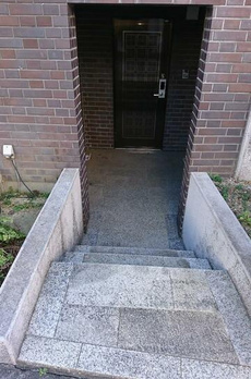 中野区弥生町戸建 