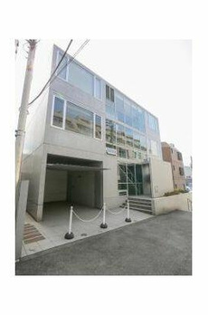 Ｋ　ＦＬＡＴ　ＴＡＫＡＮＡＷＡ 
