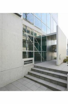 Ｋ　ＦＬＡＴ　ＴＡＫＡＮＡＷＡ 