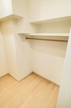 アールミュゼ南麻布 