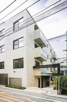 ｅｓｔ　Ｌａｒｇｏ　ＭＥＧＵＲＯⅡ 