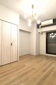 ＮＥＯ　ＲＯＯＭＥＬＩＡ 
