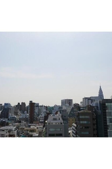 コンフォリア新宿イーストサイドタワー 