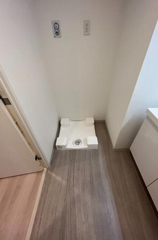 ＴＨＥ　ＲＯＯＭ 