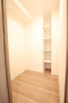 Ｒｅｖｅ　Ｃｉｔｙ　Ｓｅｎｄａｇａｙａ 