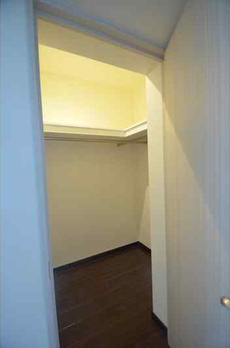 ＡＭＰＨＩＯＮ 