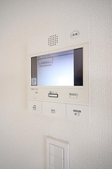 ユニバーサルスクエア新中野 