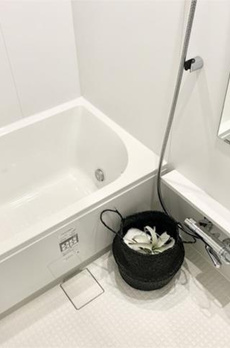 ＺＯＯＭ新宿御苑前 
