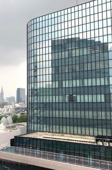 アマンＥ．Ｓ．Ｋ．青山 