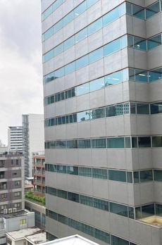 アマンＥ．Ｓ．Ｋ．青山 