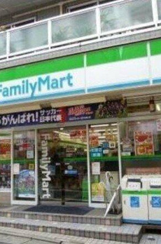 コアロード経堂 