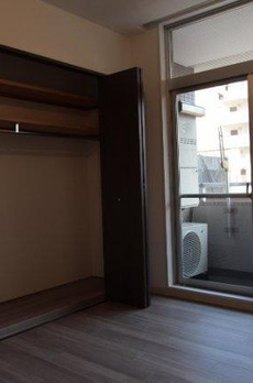 プライムアーバン新川 