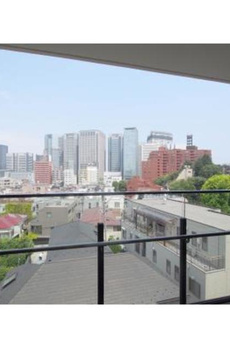 ＴＨＥ　ＩＭＰＲＥＳＴ　ＴＡＫＡＮＡＷＡ 