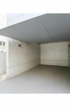 Ｋ　ＦＬＡＴ　ＴＡＫＡＮＡＷＡ 