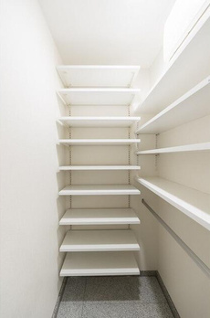 メトロステージＰＬＵＳ中野弥生町 