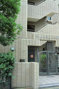 ま・めいぞん小石川 
