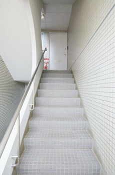 ＡＭＮＥＳ中野 