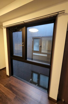 ＹＯＴＳＵＹＡ　ＣＯＵＲＴ 