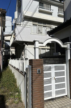 東和四丁目仮住まい貸家 