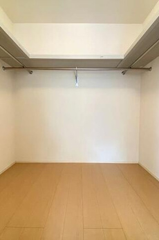 ガレージハウスＭＥＧＵＲＯ 