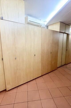 五本木３丁目戸建 