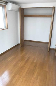 クイーン駒沢 