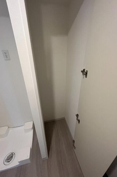 ＴＨＥ　ＲＯＯＭ 