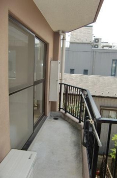 三田綱町テラス 