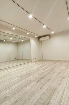 渋谷区上原２丁目戸建て 
