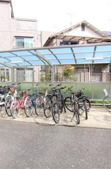 アソシエール世田谷弦巻 